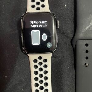 40mm 5th Gen Apple Watch